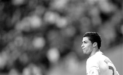 都体：尤文考察中卫蒂亚戈-加布里埃尔，莱切要价2500-3000万