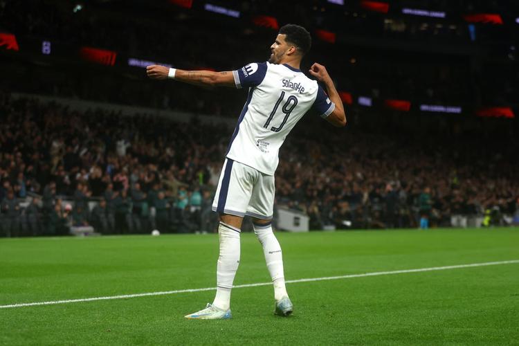 T1 vs Anyone's Legend — 2025年全球总决赛至今最受欢迎的比赛