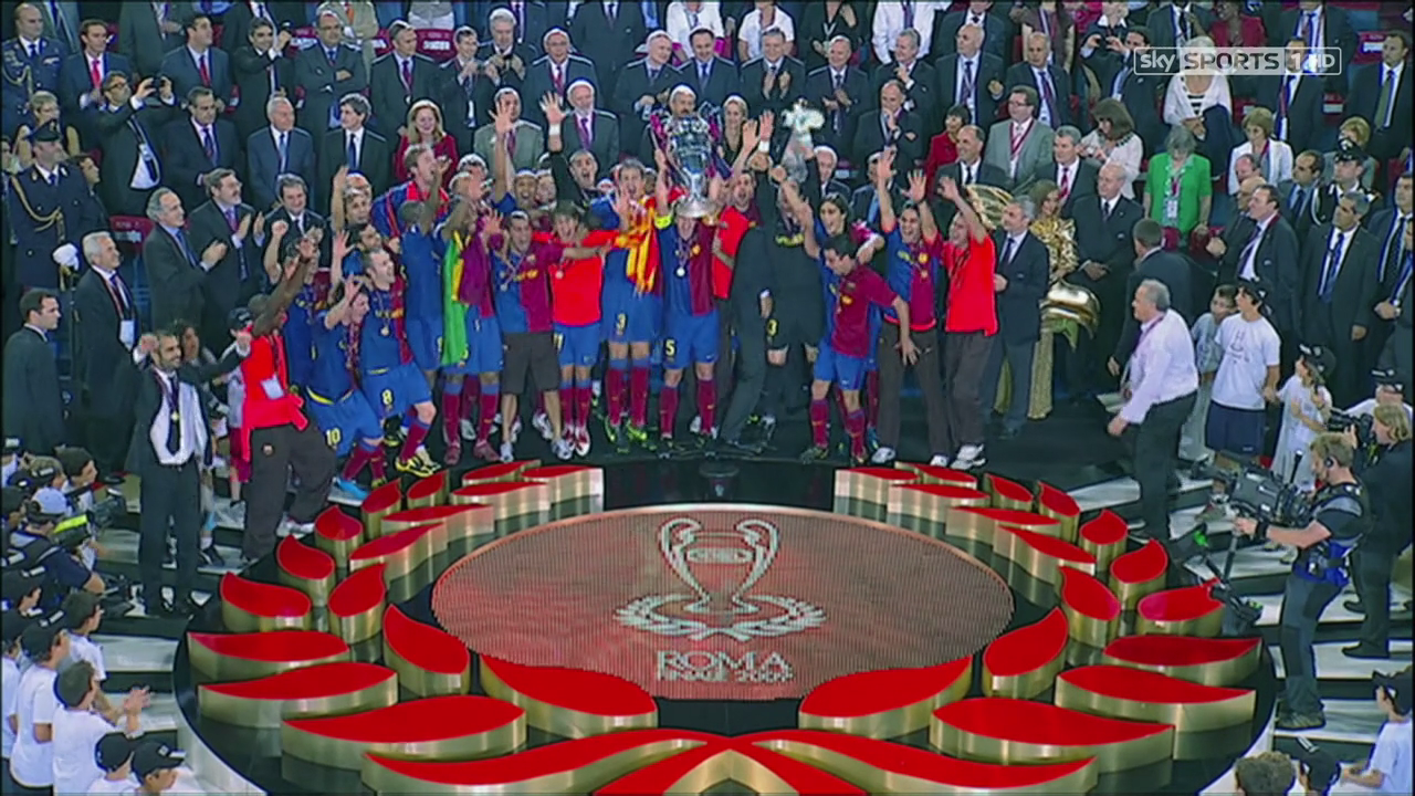 诺坎普国王，巴萨对阵毕包第10分钟时主场观众高喊“梅西”